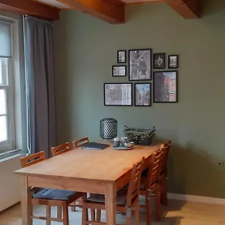 Het Schaager Waapen Apartment *